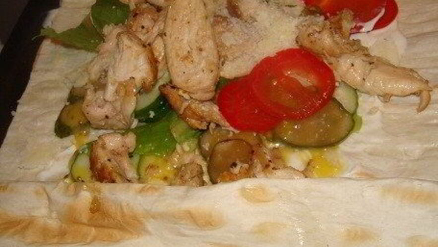 Рецепт салата цезарь в лаваше