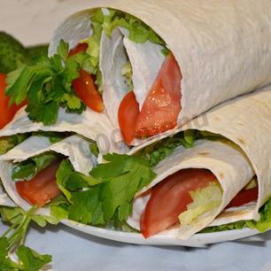 Рецепт Цезаря ролл с курицей без майонеза