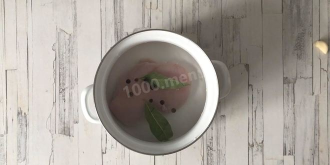 Рецепт салата в тарталетках с ананасом и курицей