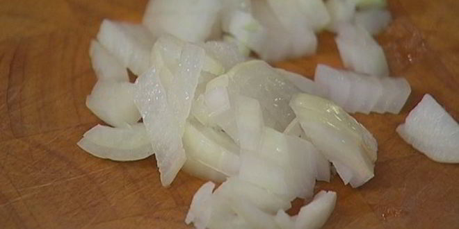 Рецепт теплого салата из фасоли со сладким перцем и грибами