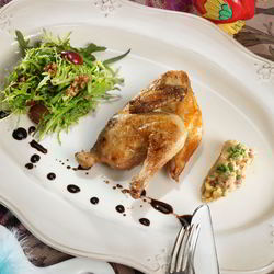 Рецепт Цыплят с винегретом из утиной печени и салатом