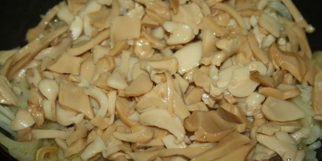 Рецепт грибного соуса к картошечке