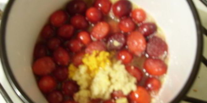 Рецепт клюквенного соуса с имбирем