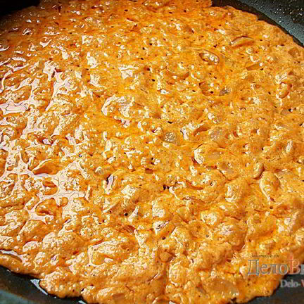 Рецепт Розового соуса с луком и чесноком