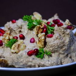 Рецепт Сациви из курицы с грецкими орехами