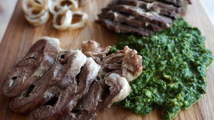 Рецепт Свежего соуса из зелени к мясу