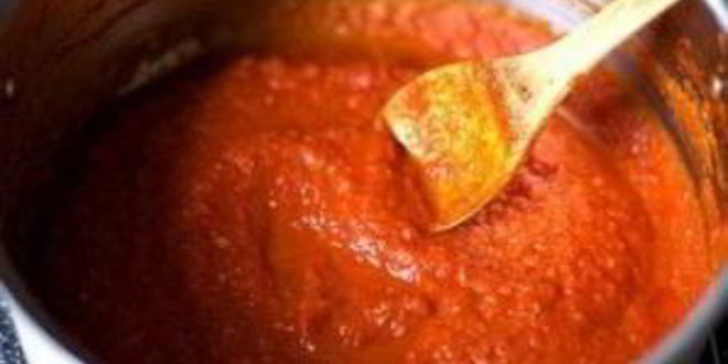 Рецепт томатного соуса с морковью и сельдереем