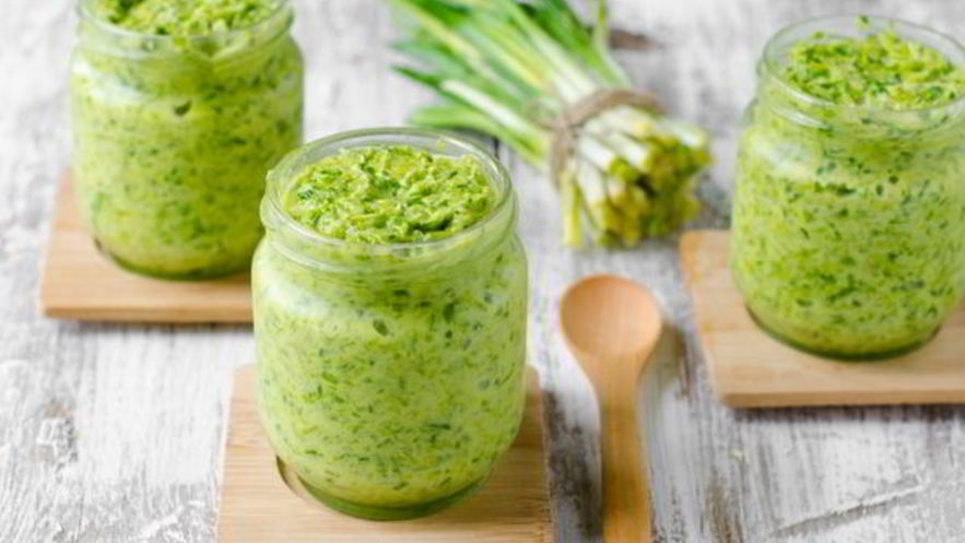 Рецепт зеленого франкфуртского соуса на сметане