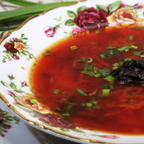 Борщ с грибами и черносливом