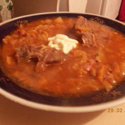 Рецепт Борща, заправленного старым салом и чесноком