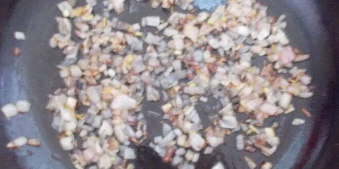 Рецепт борща, заправленного старым салом и чесноком