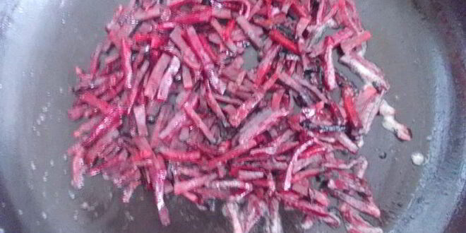 Рецепт борща, заправленного старым салом и чесноком