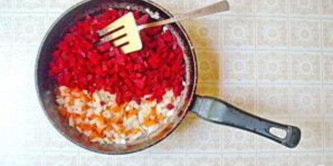 Рецепт летнего борща с кабачками