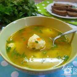 Рецепт Бульона с клецками из сыра