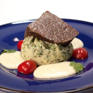 Рецепт Говядины, томленной в крепком бульоне