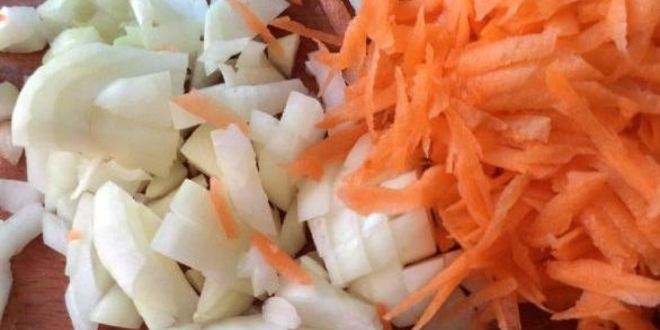 Рецепт грибного супа на курином бульоне