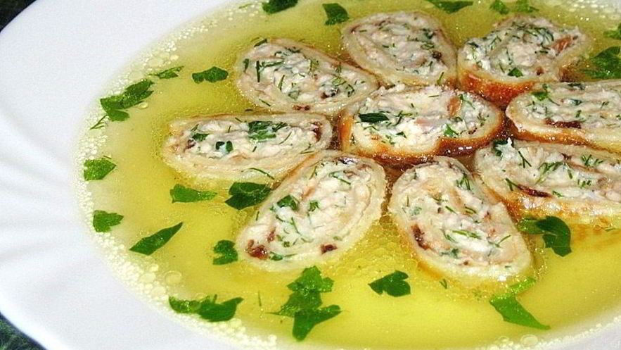 Рецепт куриного бульона с блинчиками