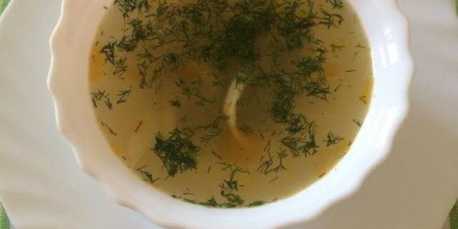 Рецепт куриного бульона с домашней лапшой