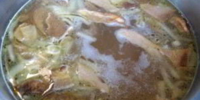 Рецепт супа из белых грибов на курином бульоне