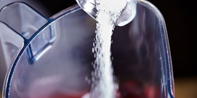 Рецепт свекольного гаспачо с козьим сыром