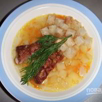 Гороховый суп на копченых ребрышках