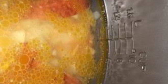 Рецепт горохового супа на копченых ребрышках