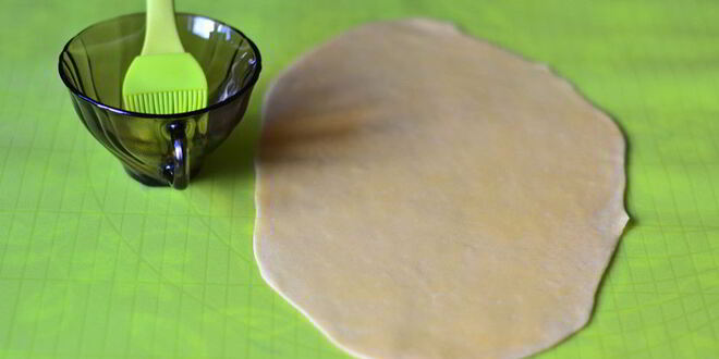 Рецепт горохового супа с чесночными рулетиками