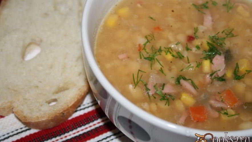 Рецепт горохового супа с сосисками и сладкой кукурузой
