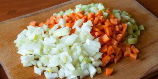 Рецепт простого горохового супа с ветчиной