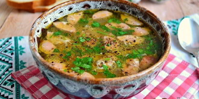 Рецепт картофельного супа с сосисками и яйцом