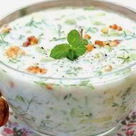 Рецепт Болгарского супа Таратор с грецкими орехами