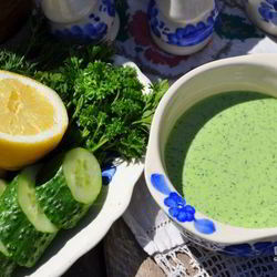 Рецепт Холодного огуречного супа на йогурте