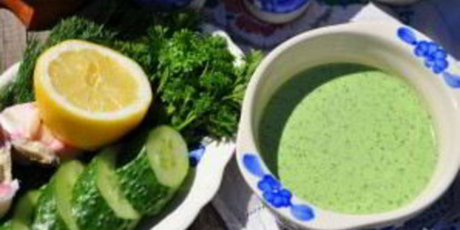 Рецепт холодного огуречного супа на йогурте