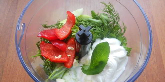 Рецепт холодного огуречного супа