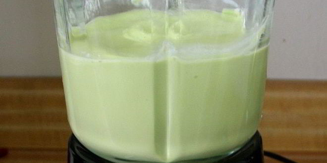 Рецепт холодного супа из авокадо с начинкой