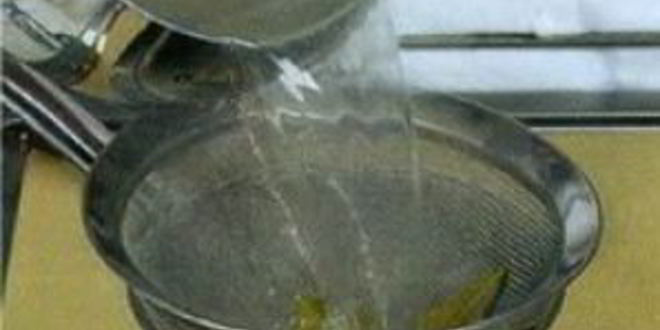 Рецепт холодного супа из лосося с луком-пореем