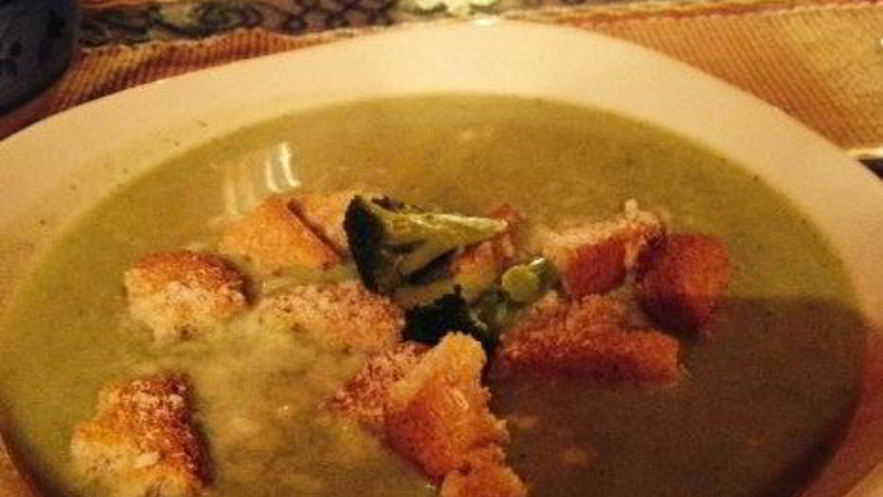 Рецепт крема-супа из брокколи с курицей