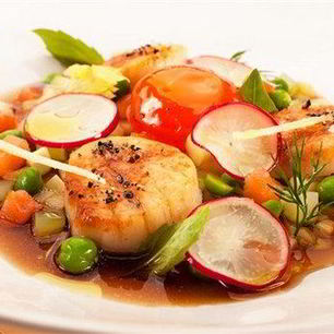 Рецепт Окрошки с лососем и гребешками