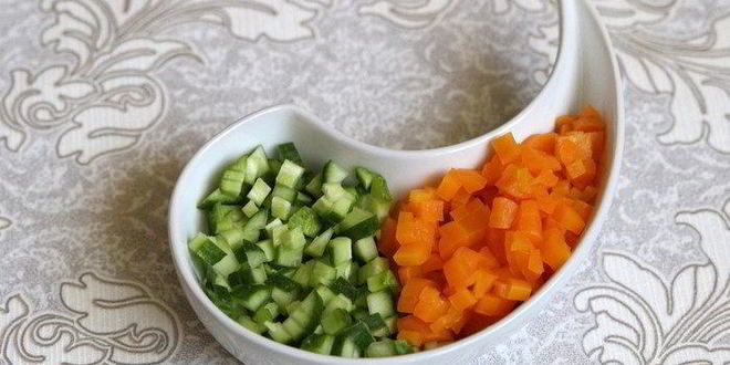 Рецепт окрошки с морковной ботвой и белым квасом