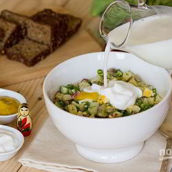 Рецепт Окрошки с мясом на кефире