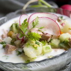 Рецепт Окрошки с водой, сметаной и редисом