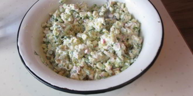 Рецепт вкусной окрошки на сметане и воде