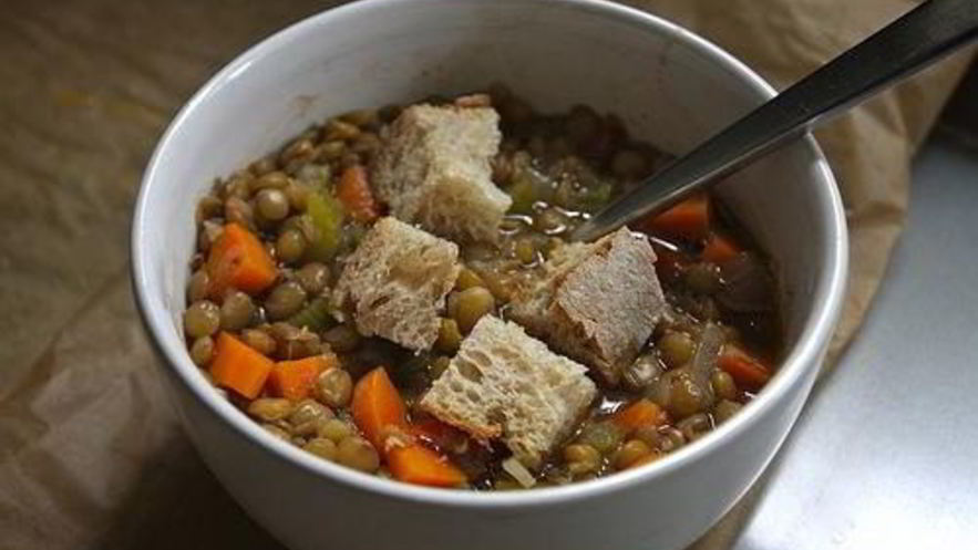 Рецепт овощного супа с чечевицей