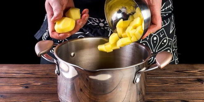 Рецепт овощного супа с копченостями