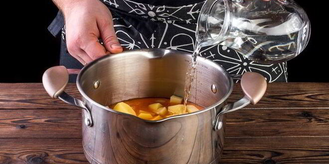 Рецепт овощного супа с копченостями