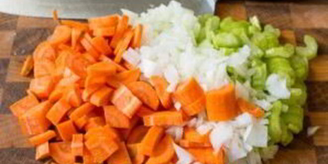 Рецепт овощного супа с красной фасолью