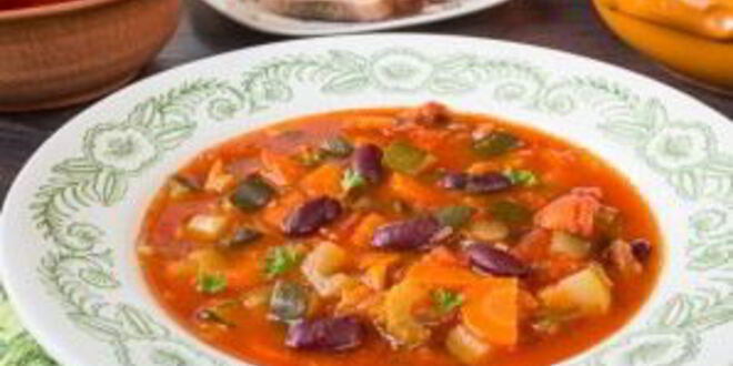 Рецепт овощного супа с красной фасолью