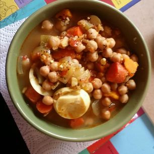 Рецепт Овощного супа с кус-кусом и вареными яйцами