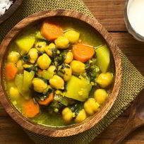 Овощной суп с нутом