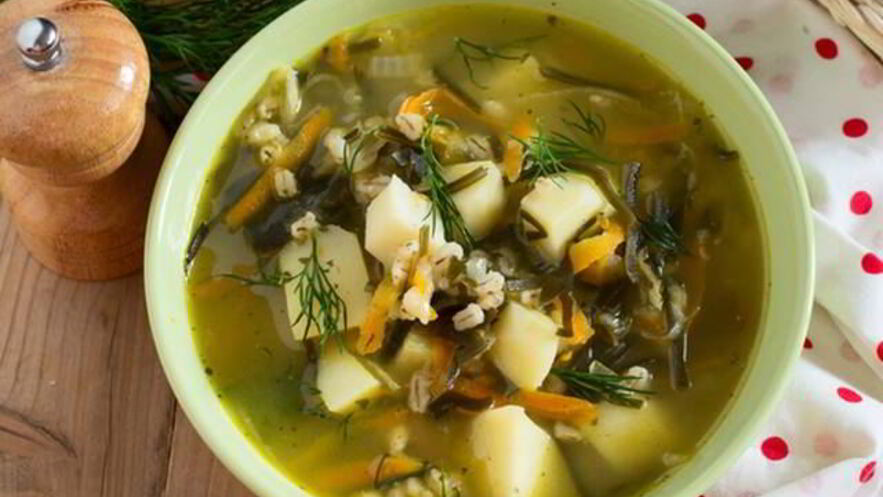 Рецепт вегетарианского рассольника с перловкой и грибами